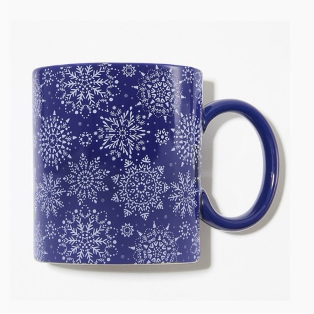 Chic & Tonic snowflake mug
